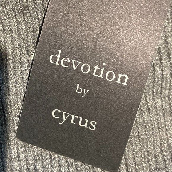 NWT CYRUS Grey Turtleneck‎ Sweater - Picture 6 of 8